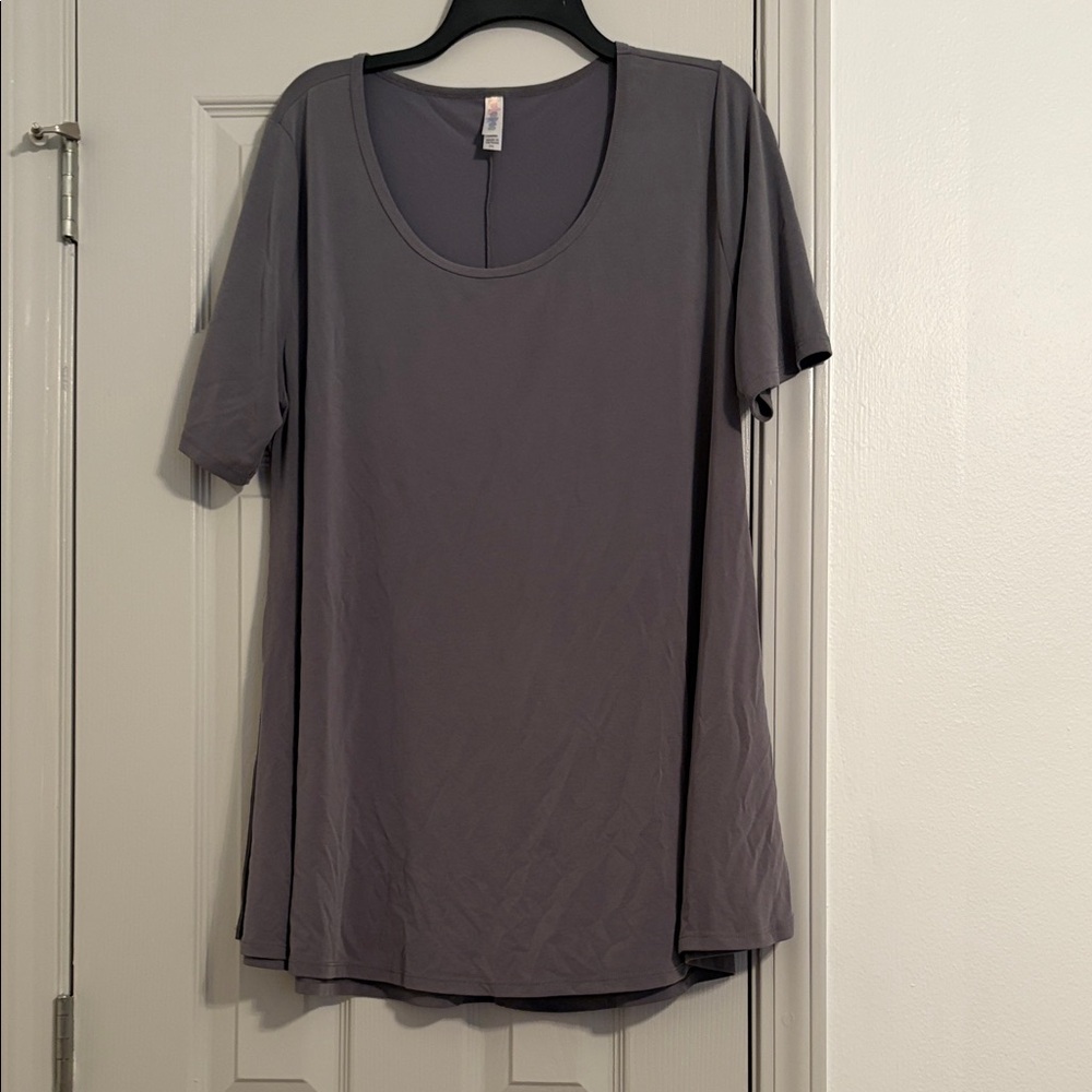 LuLaRoe Perfect T